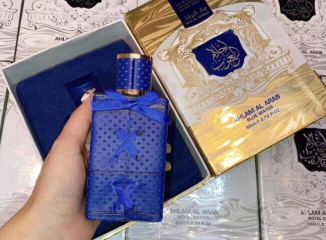 parfum-arabesc-din-dubai-ard-al-zaafaran-ahlam-al-arab-blue-edition-barbati-apa-de-parfum-100ml-2-650x644-4462ebaf